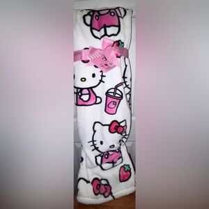 Hello Kitty Throw Blanket (60in. X 70in).
